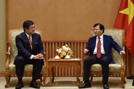 Phó Thủ tướng Trịnh Đình Dũng tiếp Chủ tịch kiêm Tổng Giám đốc điều hành cấp cao của Tập đoàn Mitsui Tatsuo Yasunaga. (Nguồn: baochinhphu.vn)