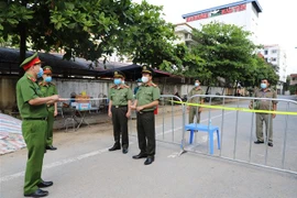 Tổ 4, phường Tân An, thị xã Nghĩa Lộ (Yên Bái) trong ngày phong tỏa. (Ảnh: Tuấn Anh/TTXVN)