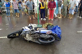 Khánh Hòa: 2 người đi xe máy tử vong vì bị xe tải cán