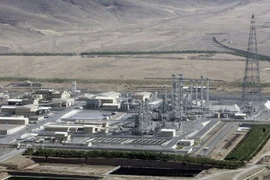 Toàn cảnh lò phản ứng hạt nhân nước nặng Arak tại thành phố Arak, miền trung Iran, cách thủ đô Tehran 190km về phía tây nam ngày 26/8/2006. (Nguồn: Reuters /TTXVN)