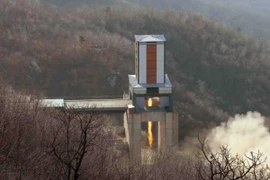 Tên lửa đạn đạo liên lục địa được Triều Tiên phóng thử tại Trung tâm vũ trụ Sohae ở huyện Cholsan, tỉnh Bắc Pyongan. (Nguồn: Reuters/TTXVN)