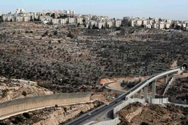 Toàn cảnh Khu định cư Gilo (phía trên) ở Đông Jerusalem ngày 17/1. (Nguồn: AFP/ TTXVN)