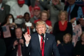 Tổng thống đắc cử Mỹ Donald Trump tại một sự kiện ở Hershey, bang Pennsylvania. (Nguồn: EPA/TTXVN)