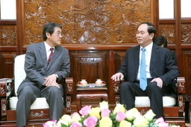 Chủ tịch nước Trần Đại Quang tiếp Ngài Kumio Umeda, Đại sứ Đặc mệnh toàn quyền Nhật Bản tại Việt Nam đến chào xã giao. (Ảnh: Nhan Sáng/TTXVN)