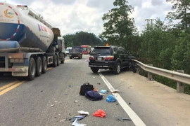 Hiện trường vụ tai nạn. (Ảnh: Hồ Cầu/TTXVN)