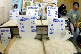 Gạo được bày bán tại thủ đô Bangkok, Thái Lan. (Nguồn: AFP/TTXVN)