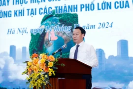 Bộ trưởng Bộ Tài nguyên và Môi trường Đỗ Đức Duy phát biểu. (Ảnh: PV/Vietnam+)