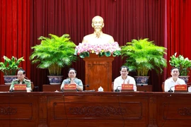 Thủ tướng Phạm Minh Chính và Đoàn đại biểu Quốc hội thành phố Cần Thơ tại hội nghị tiếp xúc cử tri trước Kỳ họp thứ 8, Quốc hội khoá XV. (Ảnh: Dương Giang/TTXVN)