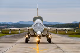 Máy bay quân sự Yak-130.