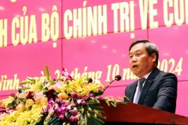 Ông Vũ Đại Thắng, Bí thư Tỉnh ủy Quảng Ninh phát biểu nhận nhiệm vụ. (Ảnh: Đức Hiếu/TTXVN)
