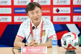 Huấn luyện viên Ha Hyeok Jun của đội tuyển Lào. (Nguồn: VTC News)