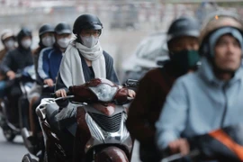 Bắc Bộ và Bắc Trung Bộ tiếp tục duy trì hiện tượng sương mù vào sáng sớm, trời lạnh. (Ảnh: Minh Quyết/TTXVN)