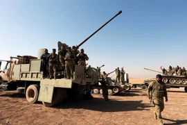 Binh sỹ Iraq trong chiến dịch giải phóng thành phố Mosul ngày 18/10. (Nguồn: EPA/TTXVN)
