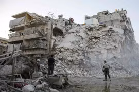 Cảnh đổ nát do xung đột ở Qatarji, ngoại ô thành phố Aleppo ngày 17/10. (Nguồn: AFP/TTXVN)