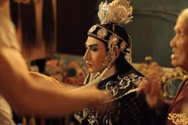 "Song lang" giành giải Bông sen Vàng hạng mục Phim truyện điện ảnh tại Liên hoan phim Việt Nam 2019. (Ảnh: Đoàn làm phim)