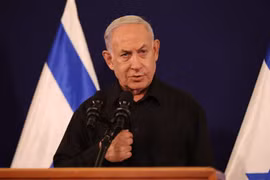 Thủ tướng Israel Benjamin Netanyahu trong một cuộc họp báo tại Tel Aviv. (Ảnh: AFP/TTXVN)