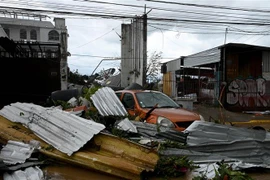 Cảnh tàn phá sau khi bão Otis quét qua Acapulco, bang Guerrero, Mexico. (Ảnh: AFP/TTXVN)