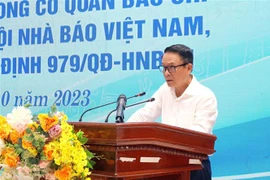 Ông Nguyễn Đức Lợi, Phó Chủ tịch Thường trực Hội Nhà báo Việt Nam, phát biểu tại Hội nghị. (Ảnh: Hữu Chí/TTXVN)