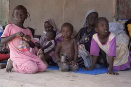 Người tị nạn tại Hasahisa, Sudan. (Ảnh: AFP/TTXVN)