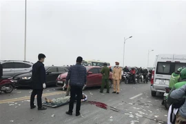 Hiện trường vụ tai nạn. (Ảnh: Minh Quyết/TTXVN)