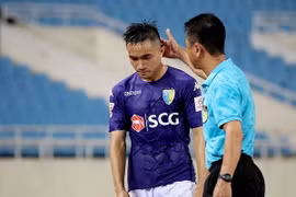 Ngọc Đức nhận án phạt nặng của VFF, Hà Nội FC sẽ kháng án. (Ảnh: Hà Nội FC)