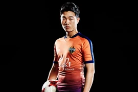 Xuân Trường vẫn chưa thể có trận ra mắt Gangwon FC. (Ảnh: Gangwon)