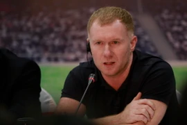 Paul Scholes cho biết anh rất ấn tượng với cảnh sắc, con người Việt Nam đồng thời muốn tìm hiểu thêm về đất nước hình chữ S nếu có thể.