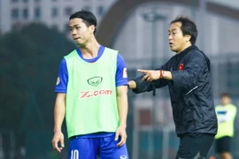 Công Phượng và Minh Vương là những cái tên được huấn luyện viên Park Hang-seo dành nhiều sự quan tâm trong buổi tập chiều 4/12 của U23 Việt Nam.