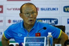 Huấn luyện viên Park Hang-seo tin rằng Công Phượng, Xuân Trường có những tố chất riêng biệt nhưng vẫn khẳng định sẽ đối xử công bằng với họ như những người khác.