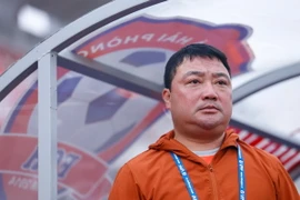 Hải Phòng và Quảng Nam thi đấu trên sân vận động không có khán giả tại vòng 8 V-League 2017. (Ảnh: Minh Chiến/Vietnam+)