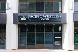 Trụ sở Ngân hàng PacWest Bancorp tại Los Angeles, Mỹ. (Ảnh: GC/TTXVN)