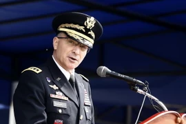 Tướng Curtis M. Scaparrotti phát biểu trong cuộc họp báo tại Seoul ngày 28/4. (Nguồn: AFP/TTXVN)