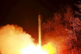 Triều Tiên phóng thử một tên lửa đạn đạo. (Nguồn: Reuters/TTXVN)