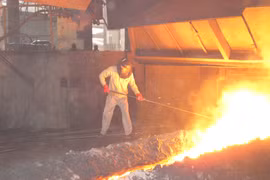 Sau 11 tháng đã có gần 102.000 doanh nghiệp đăng ký thành lập mới. (Ảnh minh họa. Nguồn: Đức Duy/Vietnam+)