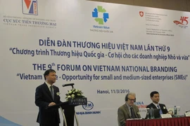 Thứ trưởng Đỗ Thắng Hải đang phát biểu tại Diễn đãn Thương hiệu quốc gia lần thứ 9. (Ảnh: Đức Duy/Vietnam+)