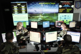 Binh sỹ Mỹ tại một trạm kiểm soát không quân điện tử. (Ảnh minh họa. Nguồn: Internet)