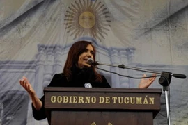 Tổng thống Cristina Fernández tại lễ kỷ niệm Ngày Argentina tuyên bố độc lập (Nguồn: Phủ tổng thống Argentina)