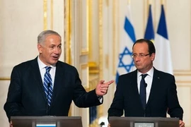 Tổng thống Francois Hollande và Thủ tướng Israel Benjamin Netanyahu tại Paris. (Nguồn: AP)