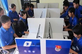 Khai trương điểm truy cập Internet tại Tủa Chùa. Ảnh minh họa. (Nguồn: thanhgiong.vn)