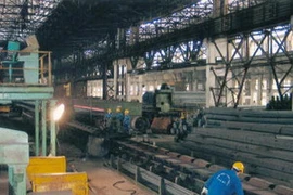 Công nhân đang làm việc tại Công ty Gang thép Thái Nguyên. (Ảnh: Internet).