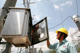 Sẽ có 77 nhà máy trực tiếp tham gia thị trường điện trong năm 2015