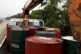 Báo động tình trạng dầu nhớt thải không được tái chế đúng cách