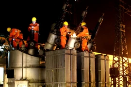Đưa vào vận hành đường dây 220kV Vĩnh Tân-Phan Thiết 