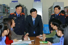 Chủ tịch nước thăm và làm việc tại Trường Đại học Kiểm sát Hà Nội