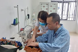 Ở nơi bệnh nhân 'xin' được làm việc… để cuộc sống thêm ý nghĩa