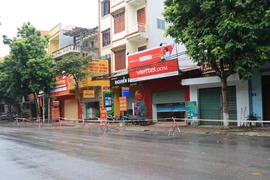 Chi nhánh Viettel Post Lương Tài (huyện Lương Tài) bị phong tỏa sau khi ghi nhận 9 ca mắc COVID-19. (Ảnh: Thái Hùng/TTXVN)