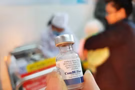 Vắcxin ComBE Five. (Ảnh: T.G/Vietnam+)