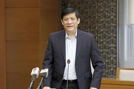 Bộ trưởng Bộ Y tế Nguyễn Thanh Long phát biểu tại cuộc họp sáng 5/3. (Ảnh: Doãn Tấn/TTXVN)