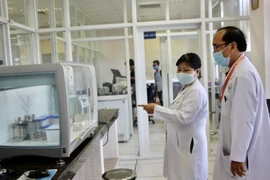 Một phòng Xét nghiệm sinh học phân tử. (Ảnh: Thanh Sang/TTXVN)