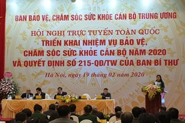 Hội nghị trực tuyến triển khai các nhiệm vụ công tác bảo vệ, chăm sóc sức khỏe cán bộ năm 2020. (Ảnh: PV/Vietnam+)